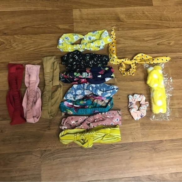 Lot of Womens Headbands - Picture 7 of 7